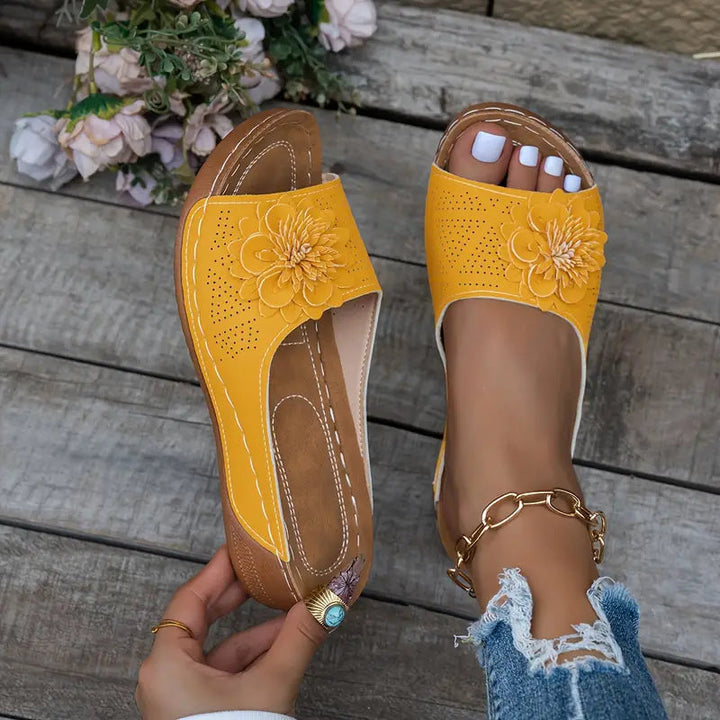 BURNIE | Women's floral open toe slides