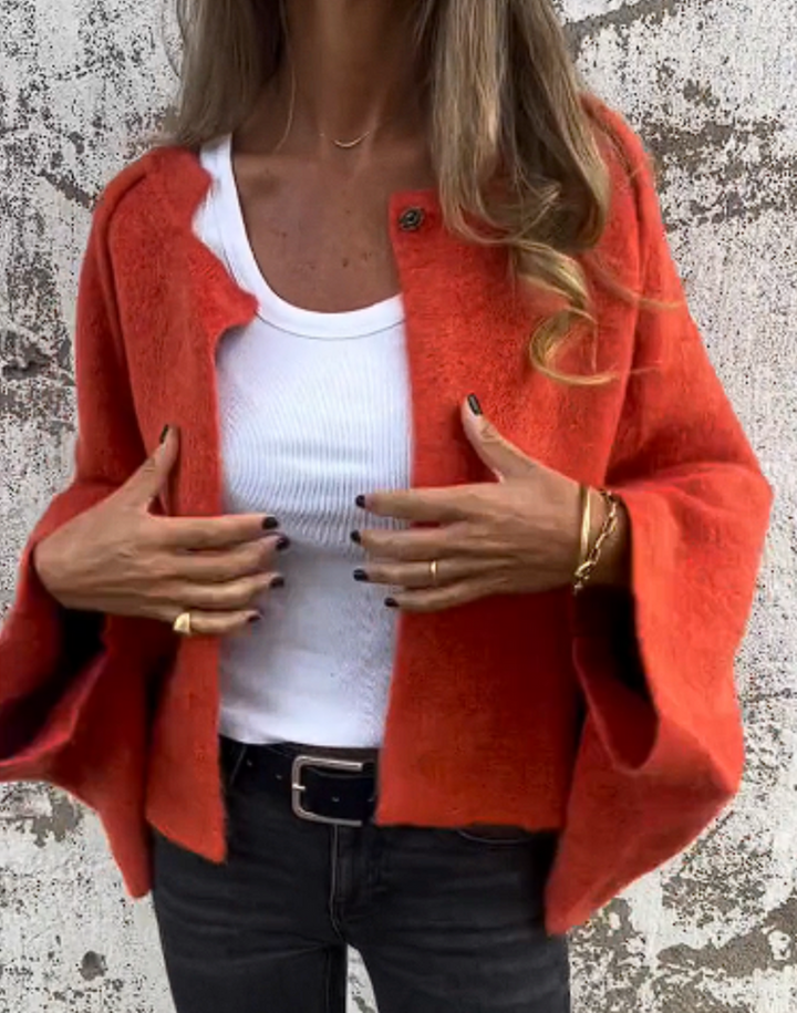 Angela – Luxe Knit Cocoon
