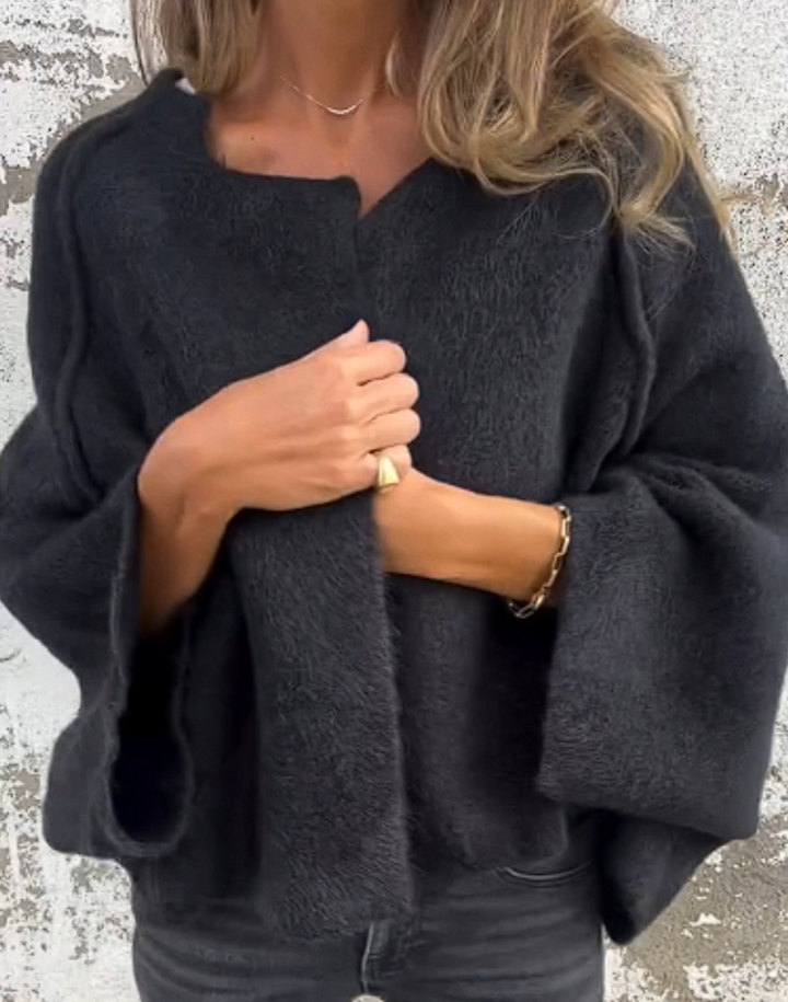 Angela – Luxe Knit Cocoon