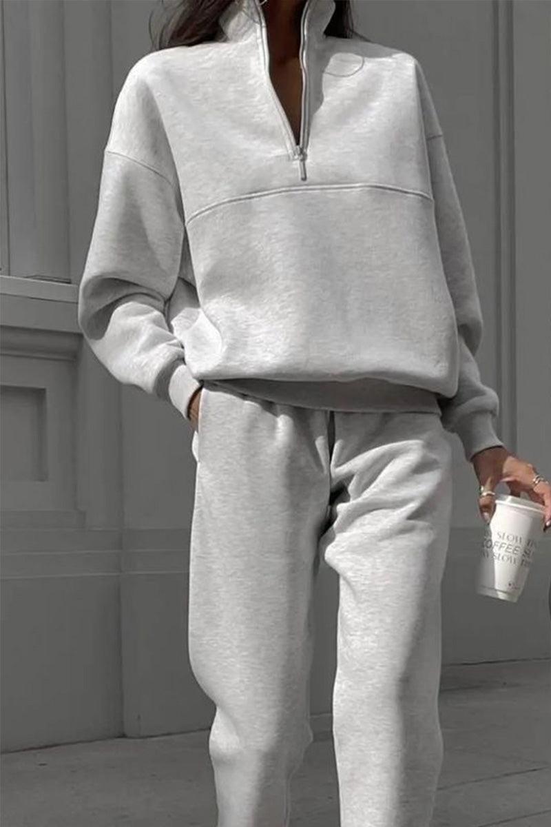 VIVID | Chic High-Collar Tracksuit for Effortless Style